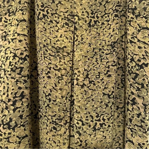 NWT Mac & Jac olive spaghetti strap tank top size M - Picture 3 of 7